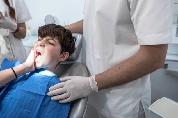 Best Broken Tooth Emergency  in Bristol, FL